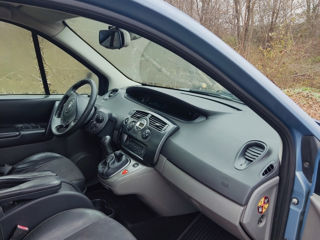 Renault Grand Scenic foto 6