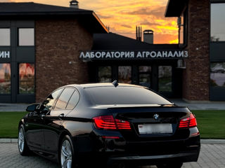 BMW 5 Series foto 5