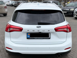 Ford Focus foto 5