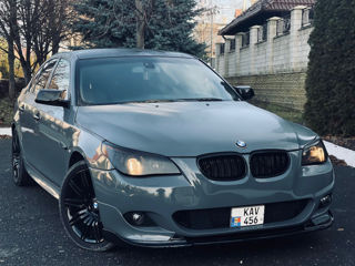 BMW 5 Series foto 3