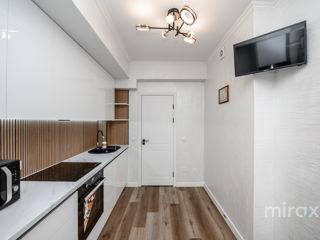 Apartament cu 2 camere, 71 m², Buiucani, Chișinău foto 2