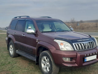 Toyota Land Cruiser Prado foto 3