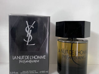 Yves Saint Laurent foto 2