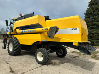 New Holland TC5060 foto 4