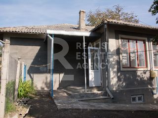 La 5 minute de Orhei Land. Casă cu 2 nivele, subsol, garaj situată în Orhei pe str. Stanislav Trofim foto 12