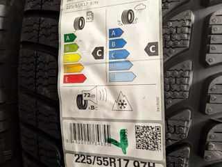 225/55 R17 Dunlop Wintersport 4D