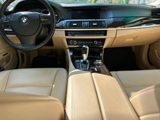 BMW 5 Series foto 3