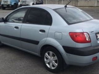 KIA Rio foto 1