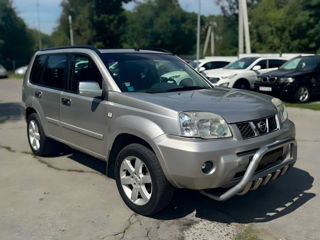 Nissan X-Trail foto 2