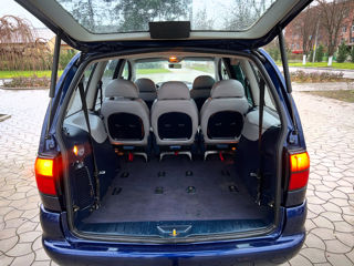 Volkswagen Sharan foto 8