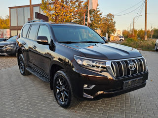 Toyota Land Cruiser Prado foto 3