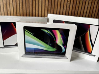 Cumpar Macbook Pro 13.3 M2 / Macbook Air 13.6 M2 256/512/1Tb Sigilate