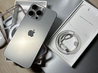 iPhone 15 Pro Max Natural Titanium foto 9