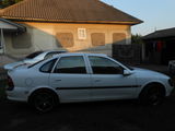 Opel Vectra foto 2