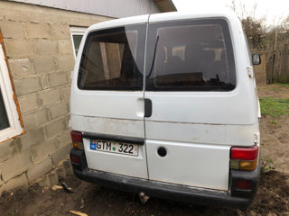 Volkswagen T4 foto 3