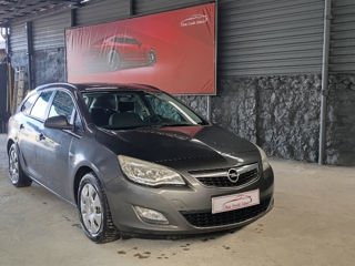 Opel Astra foto 1