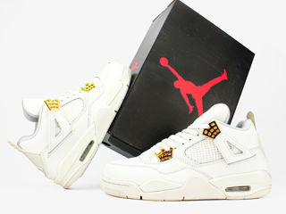 Nike Air Jordan 4 Retro Metallic Gold foto 10