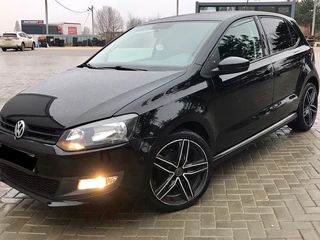 Volkswagen Polo foto 2