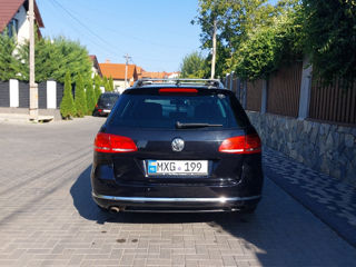 Volkswagen Passat foto 2