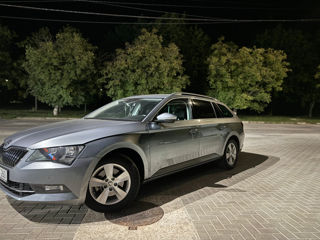 Skoda Superb foto 8