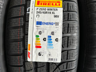 245/40 R19 Pirelli P Zerro Winter foto 3