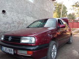 Volkswagen Vento foto 2