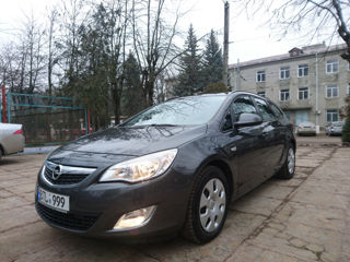 Opel Astra foto 2