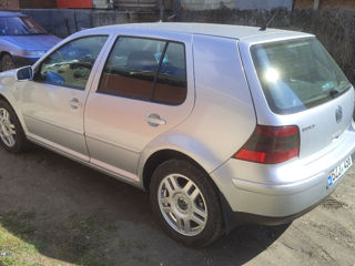 Volkswagen Golf foto 4