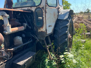 Tractor păstrat! foto 2