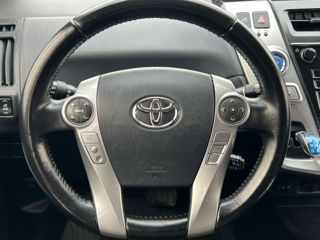 Toyota Prius + foto 11