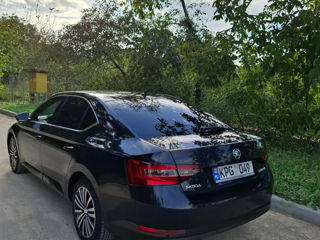 Skoda Superb foto 7