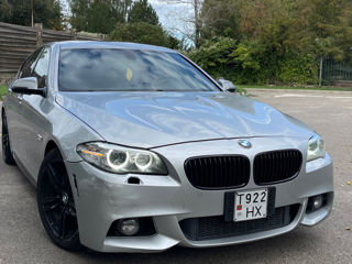 BMW 5 Series foto 2