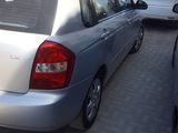 KIA Cerato foto 9