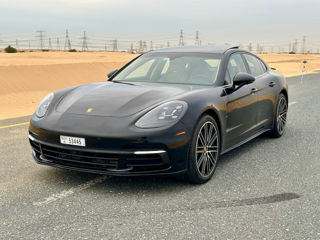 Porsche Panamera foto 2