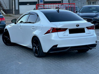 Lexus IS Series foto 3