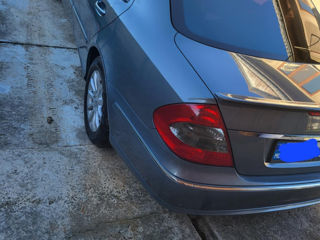 Mercedes E-Class foto 9