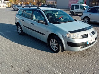 Renault Megane foto 2