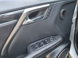 Lexus RX Series фото 14