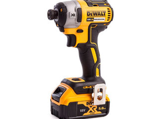 Mașină De Inșurubat Cu Impuls Dewalt Dcf887P2 foto 1