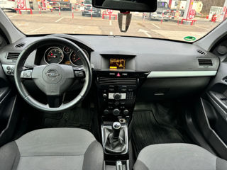 Opel Astra foto 6