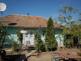 Casă Naslavcea, la Nistru. Дом в Наславча, у Днестра.