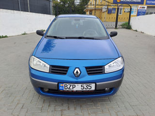 Renault Megane foto 2