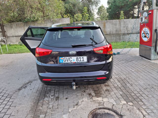 KIA Ceed Sw foto 3