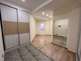 Apartament cu 1 cameră, 62 m², Centru, Chișinău foto 2