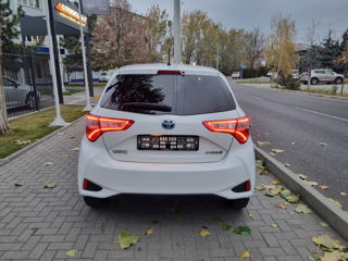 Toyota Yaris foto 6