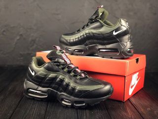 Nike Air Max 95 Black & Green foto 4