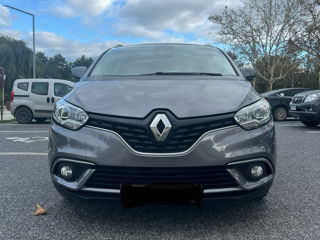 Renault Grand Scenic foto 2