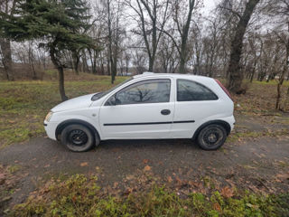 Opel Corsa foto 3