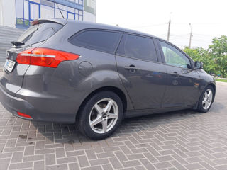 Ford Focus foto 6