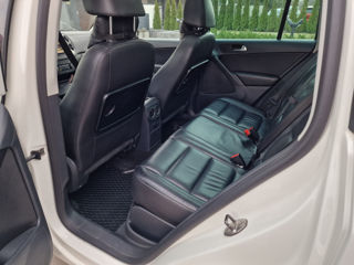 Volkswagen Tiguan foto 8